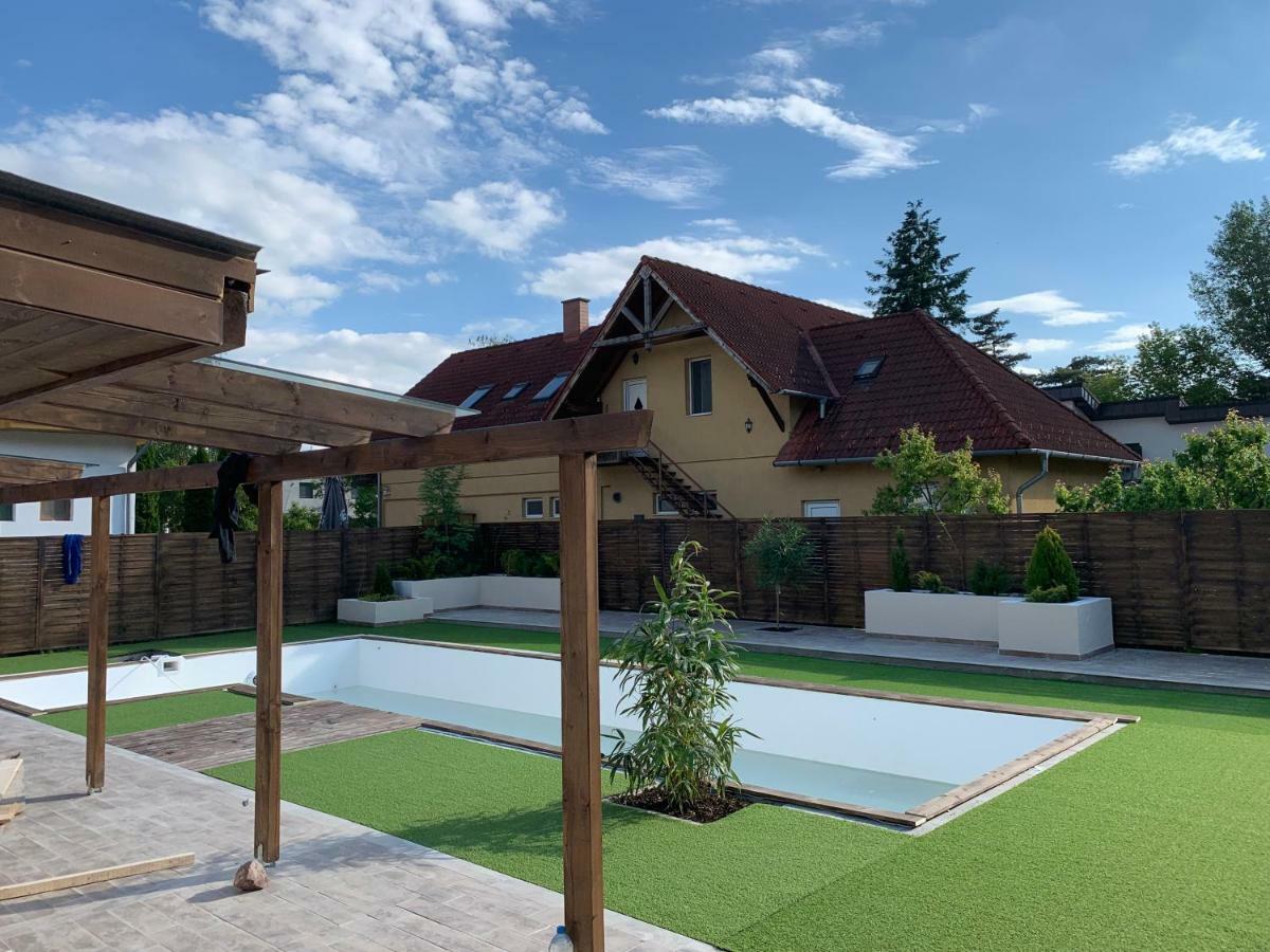 Silver Lounge Siofok Bagian luar foto